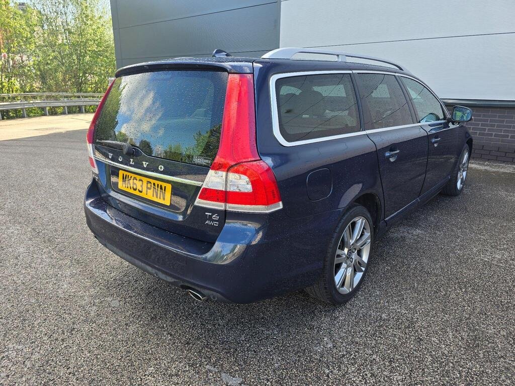 2013 Volvo V70 3.0 T6 SE Lux Estate 5dr Geartronic AWD Euro 5 (304 ps)